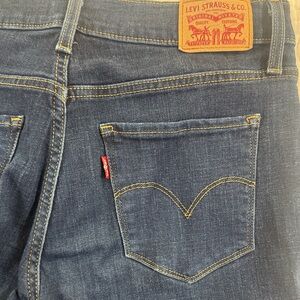 Levi's Dark Blue Denim Jeans with Red Tag